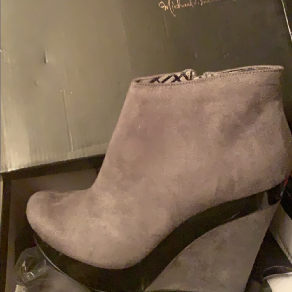 Wedge boots